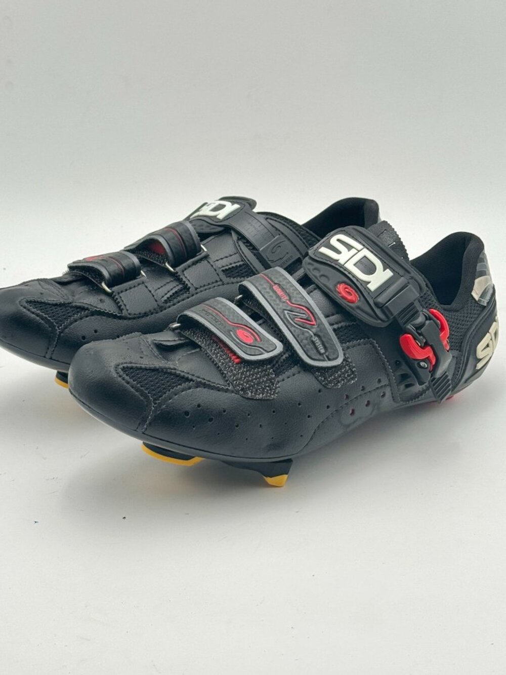 SIDI Genius 5 Road Cycling Shoes Size EU 46 Black Red w/ Shimano Cleats 3-Bolt